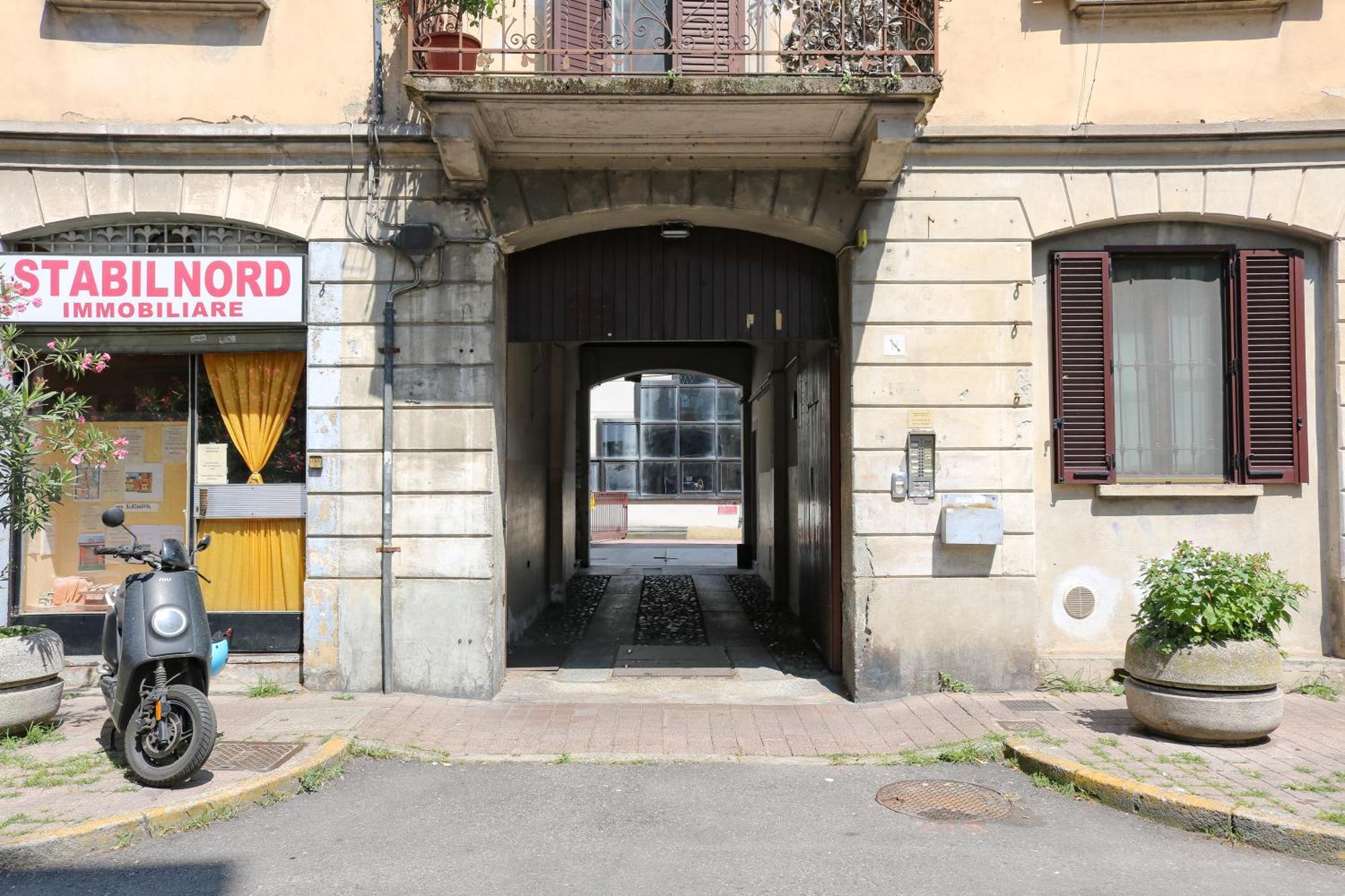 Along The Canal Smart Flat Naviglio - 4 People Корсико Екстериор снимка