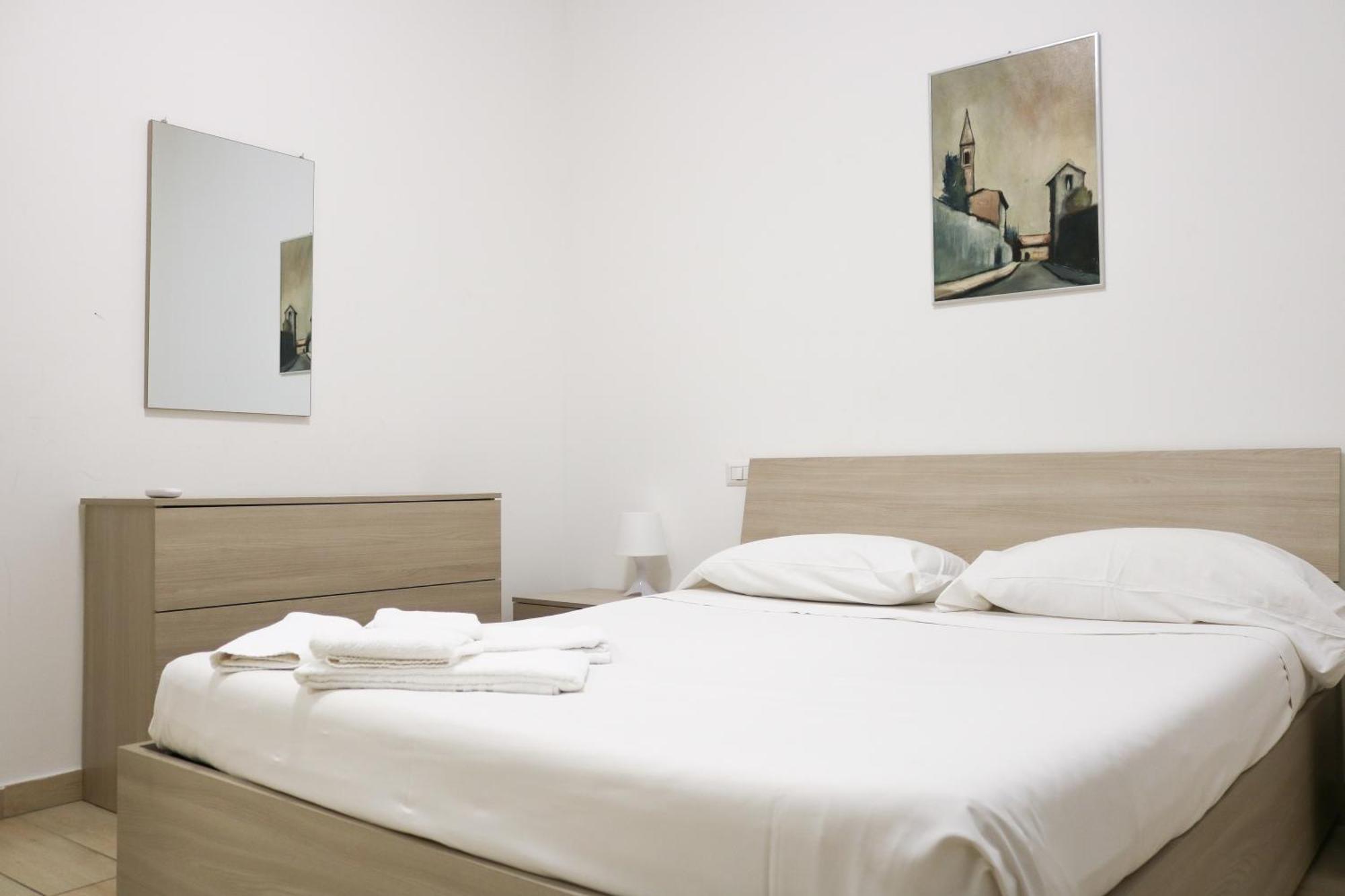 Along The Canal Smart Flat Naviglio - 4 People Корсико Екстериор снимка